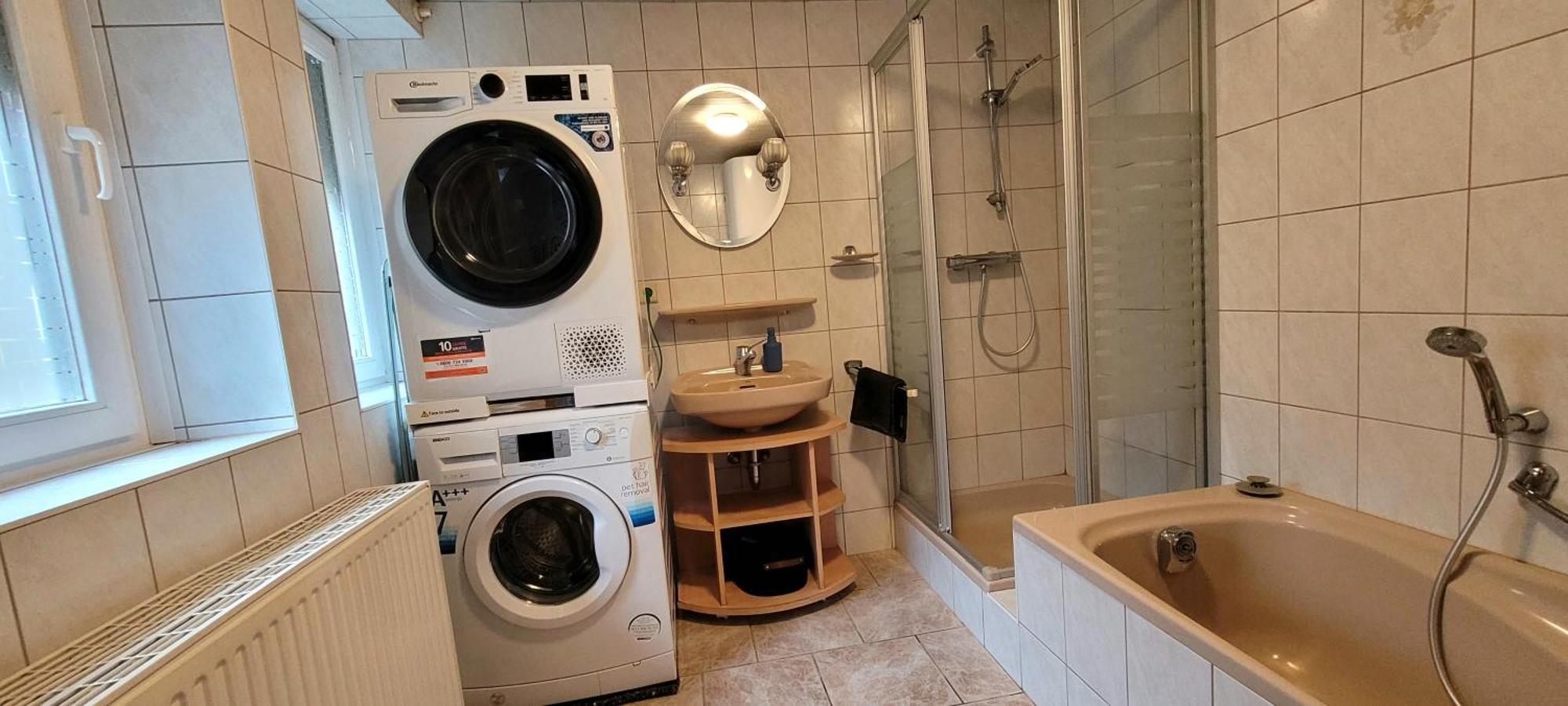Suhl - Ihre Erholsame Arbeiterwohnung In Zentrumnaehe Екстериор снимка