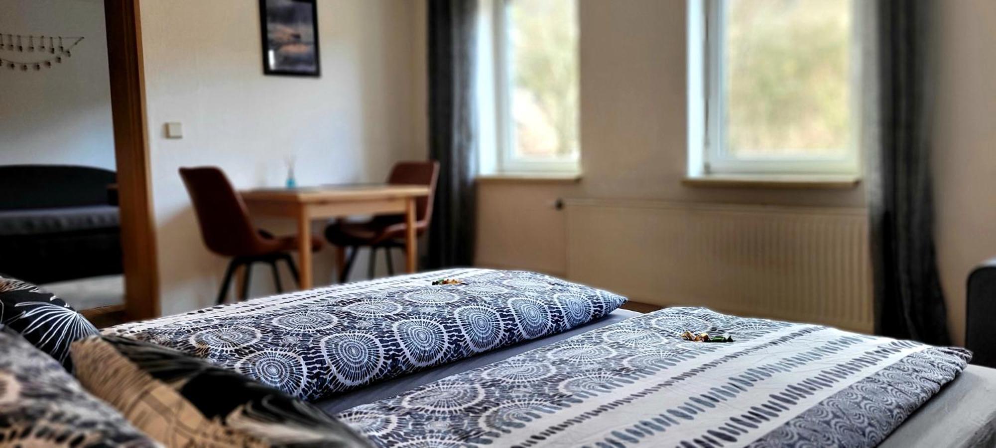 Suhl - Ihre Erholsame Arbeiterwohnung In Zentrumnaehe Екстериор снимка